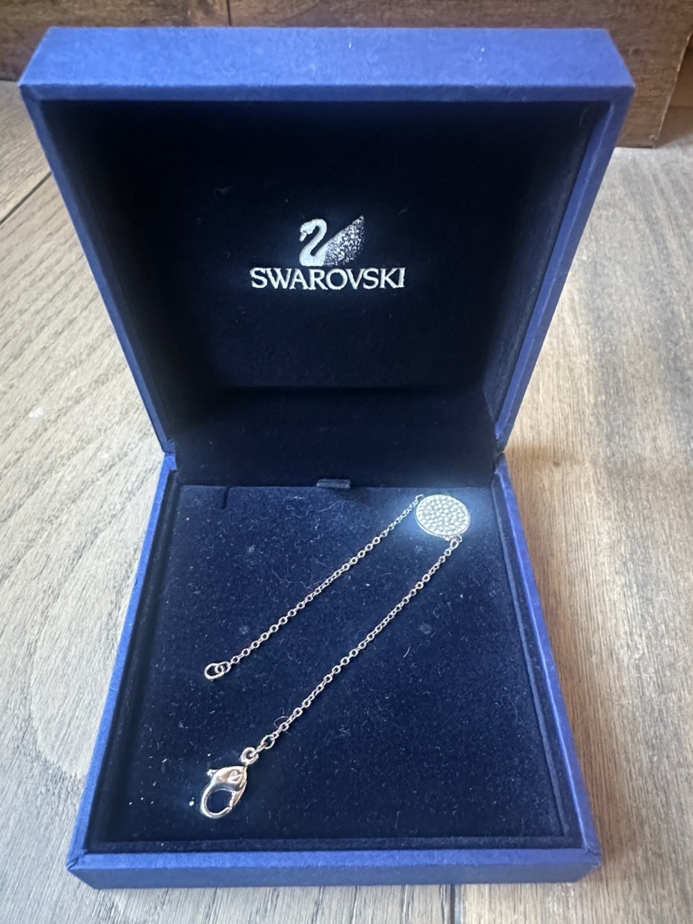 Swarovski Crystal Pavé Disc 6” Bracelet in box